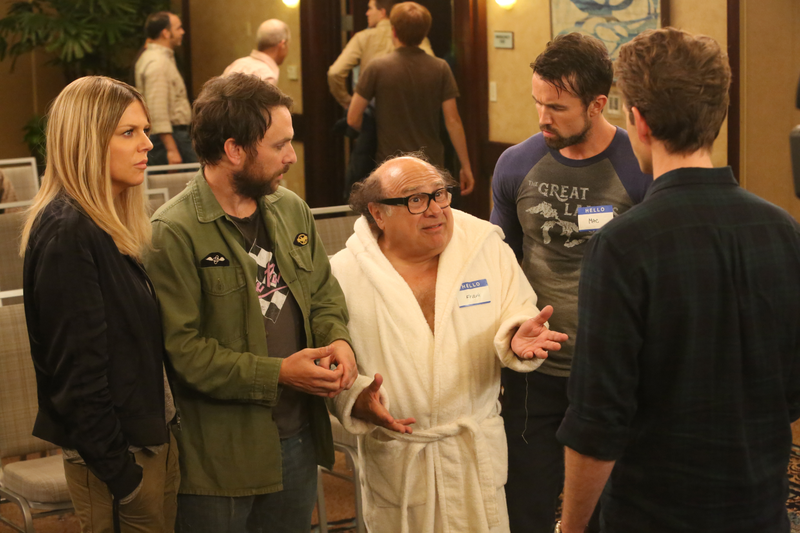 Kaitlin Olson, Charlie Day, Danny DeVito, Rob McElhenney, Glenn Howerton